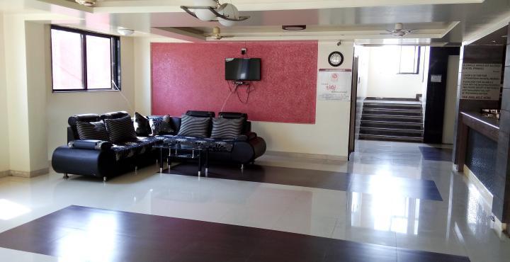 Lātūr Hotel Parth Executive מראה חיצוני תמונה